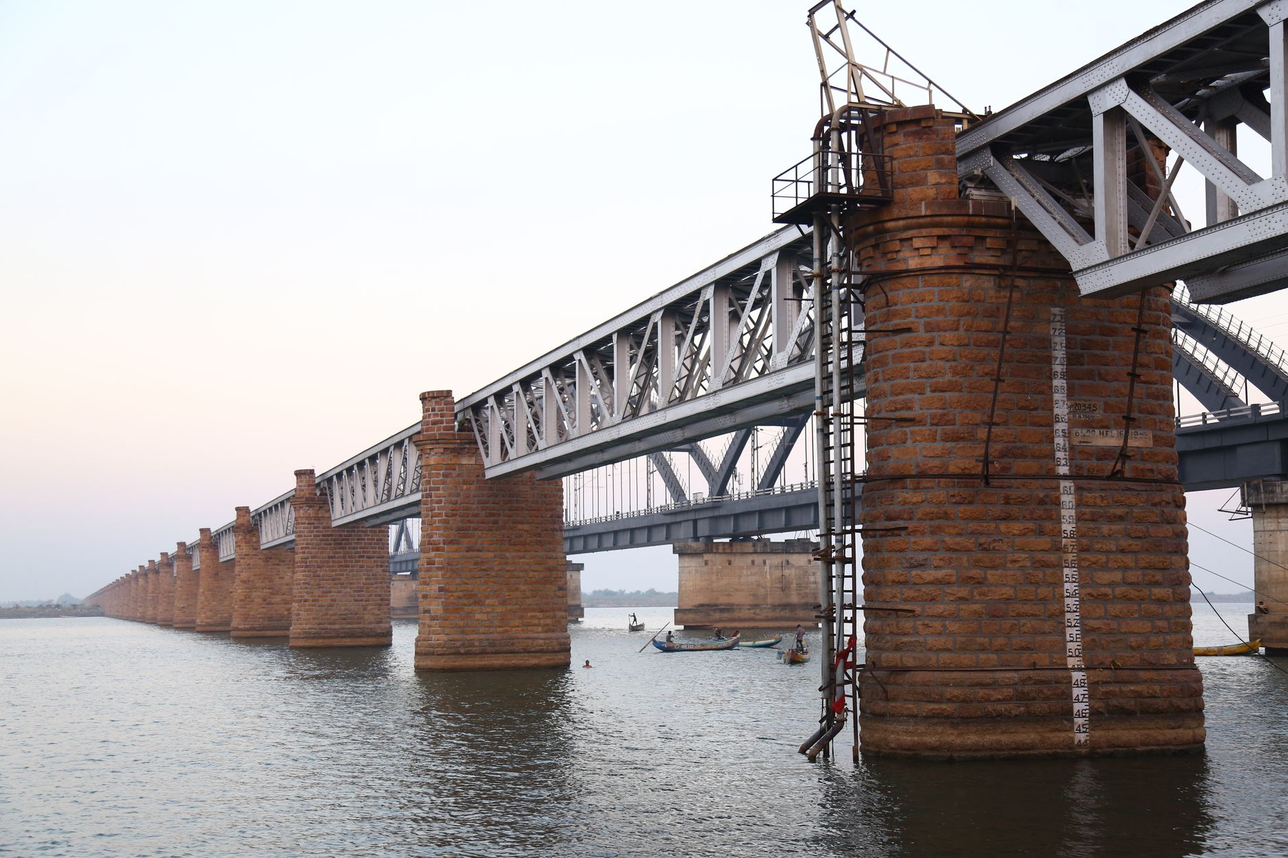Godavari Cauvery link: Right support for key AP projects